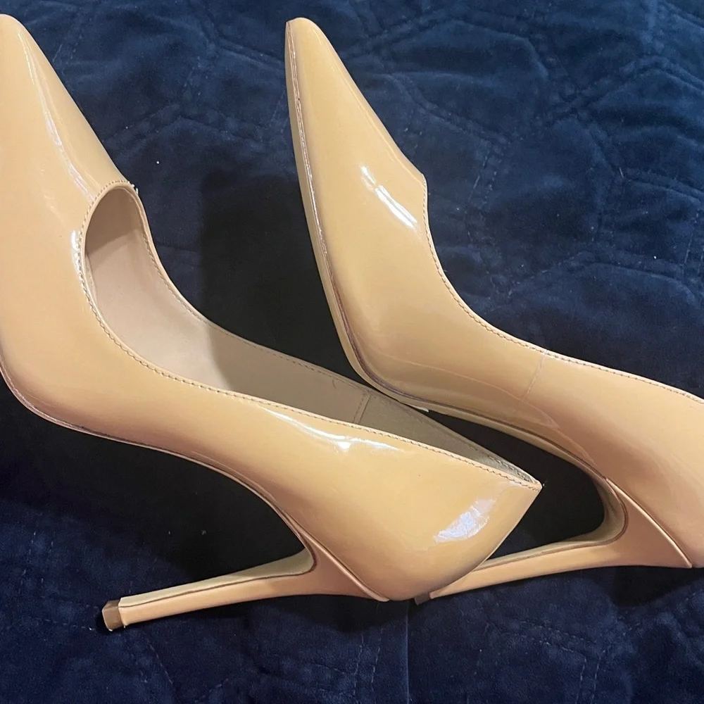 Charles David Nude Yellow Heels